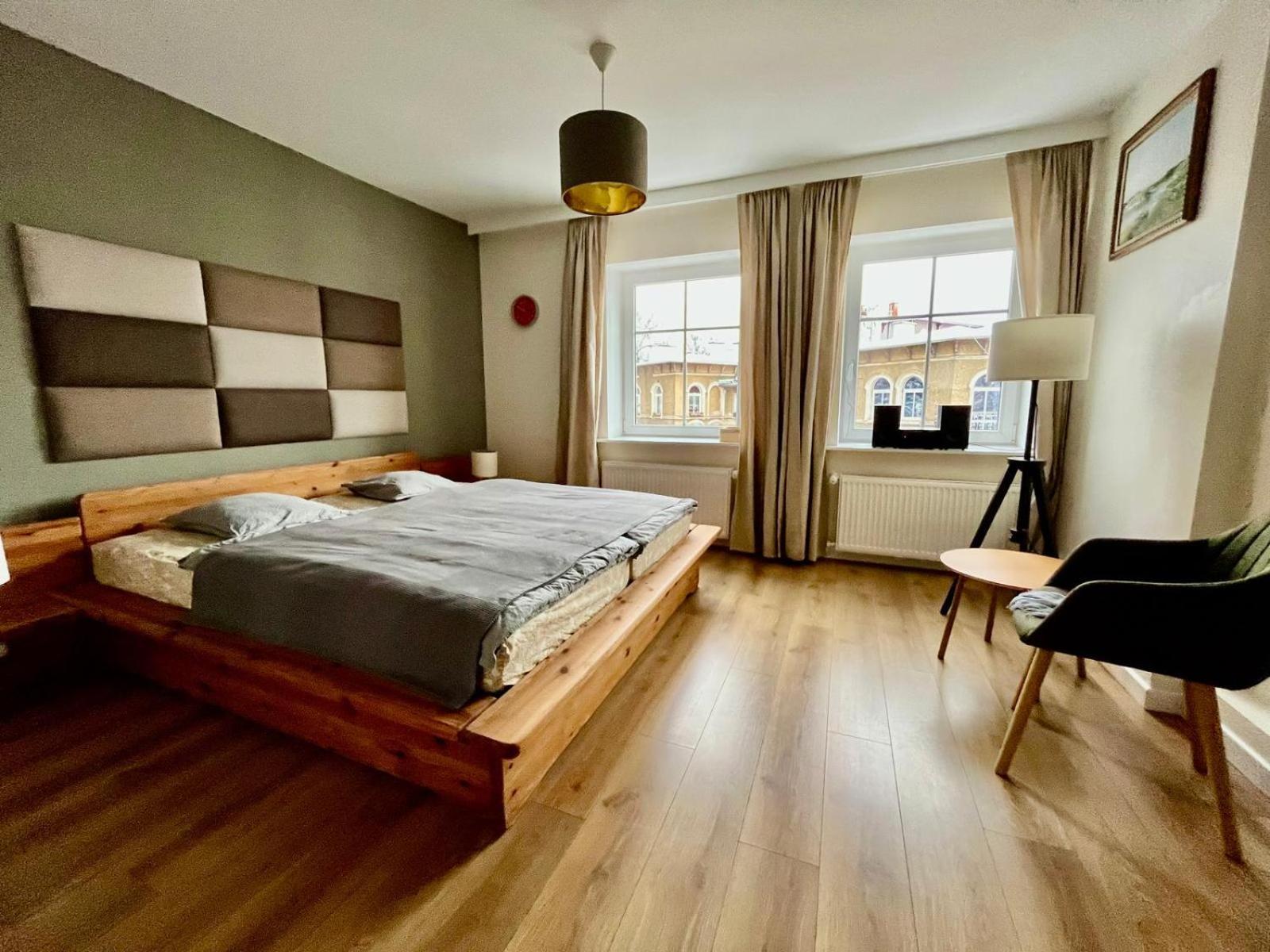 Apartment W Parku Przy Teatrze Szczawno-Zdroj