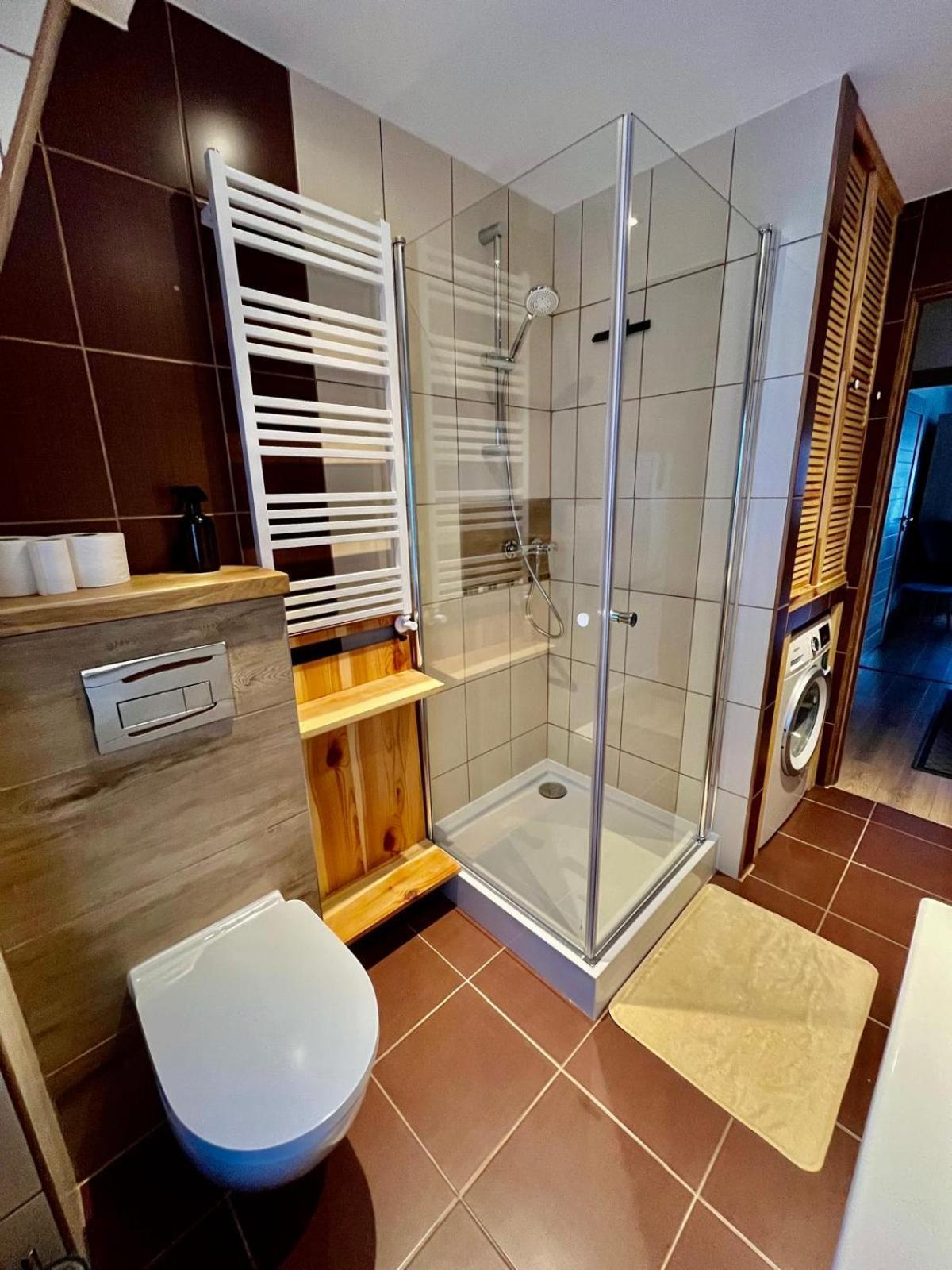 W Parku Przy Teatrze Apartment *